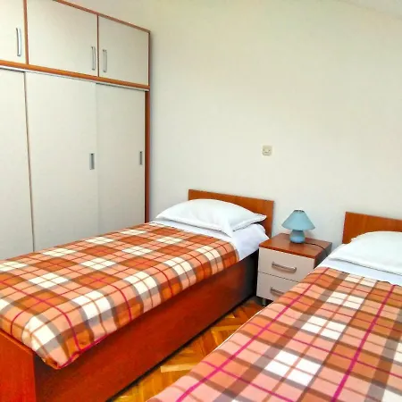 別荘 House Andela